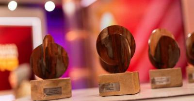 З 2018 по 2024 рр. пройшло 7 церемоній нагородження премією «Кіноколо». Фото: інформагентство «ОстроВ»