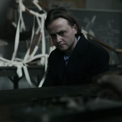 Віталій Ажнов у ролі Казимира Малевича. Фото: facebook.com/malevych.movie