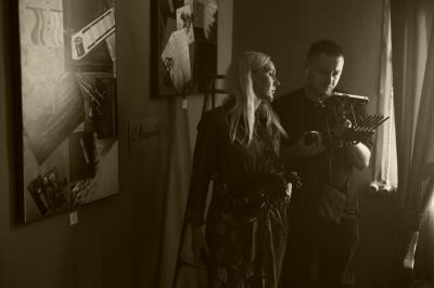 Фото зі знімального майданчика. Режисерка фільму Дар